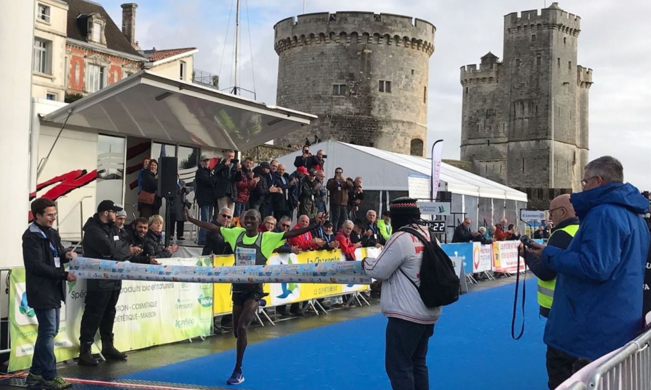 1124 marathon roche photo arrivée 1er